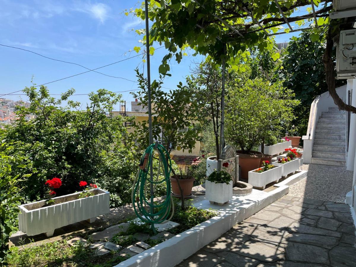 Вилла Vasilis Garden House Кавала Экстерьер фото