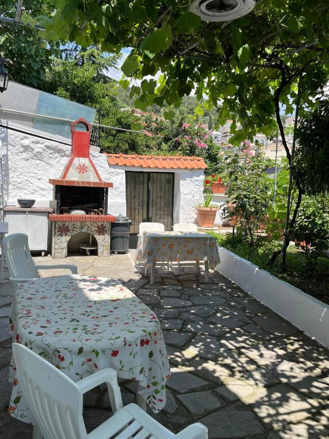 Вилла Vasilis Garden House Кавала Экстерьер фото