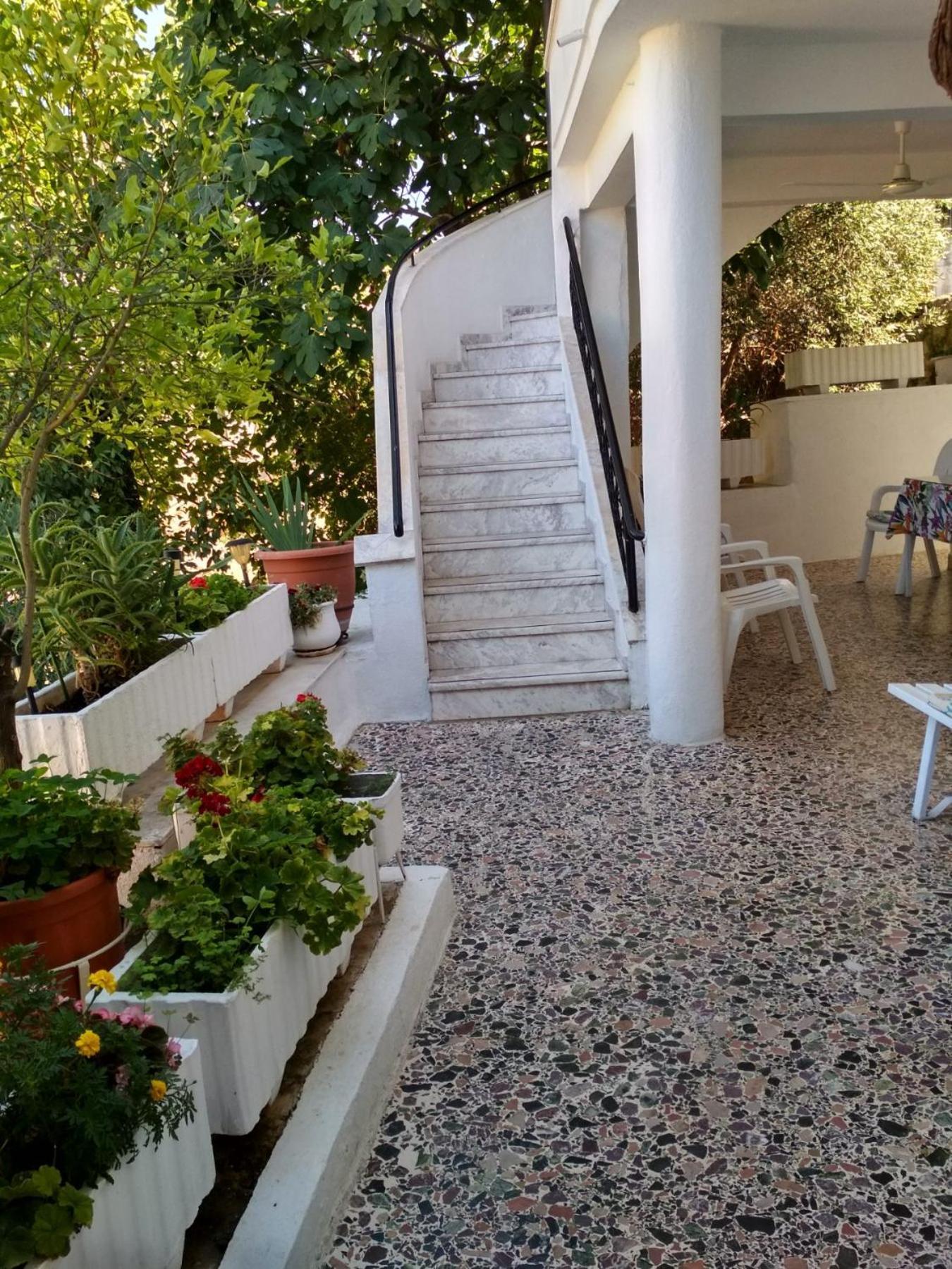 Вилла Vasilis Garden House Кавала Экстерьер фото